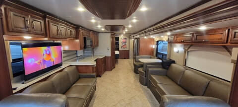 2016 Freightliner XCR Chassis