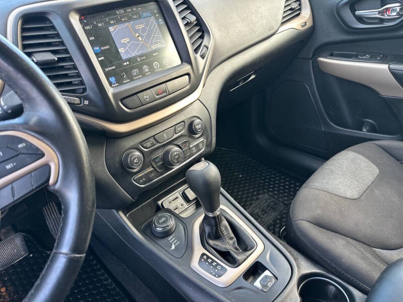 2018 Jeep Cherokee Tech Connect