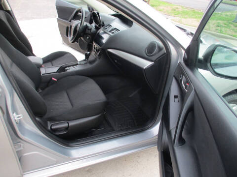2012 Mazda MAZDA3 i Touring