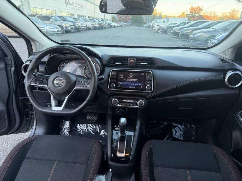 2020 Nissan Versa SR