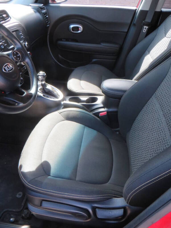 2016 Kia Soul + - Photo 10
