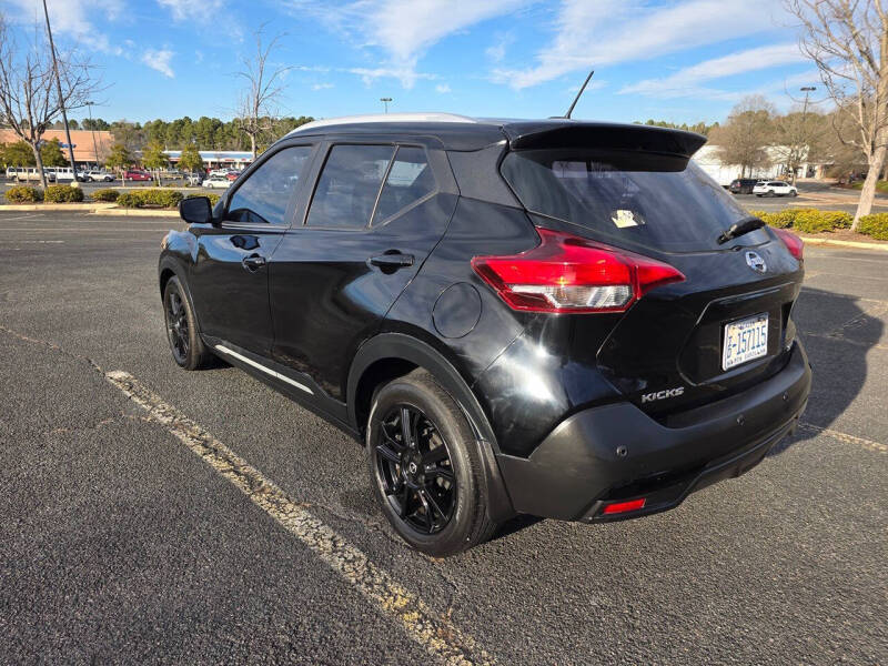 2020 Nissan Kicks SR