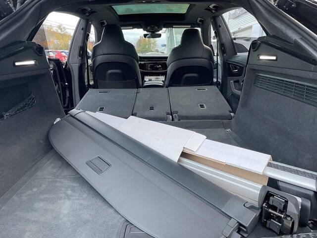 2023 Audi SQ8 4.0T quattro Prestige