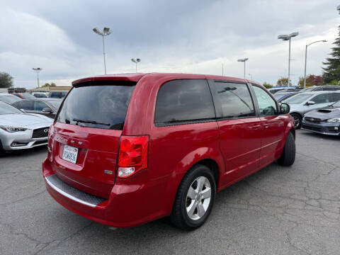 2013 Dodge Grand Caravan SE