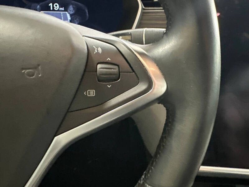 2015 Tesla Model S