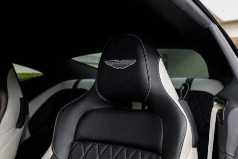 2024 Aston Martin DB12 V8