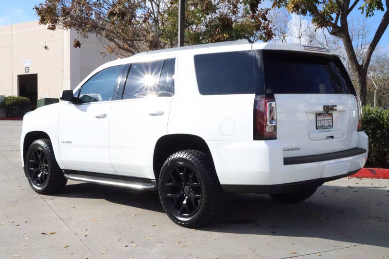 2016 GMC Yukon SLT