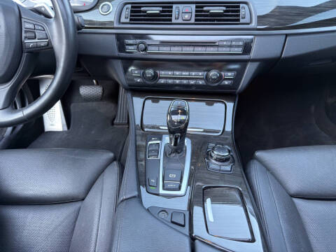 2013 BMW 5 Series 550i