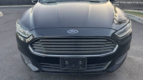 2014 Ford Fusion Hybrid SE