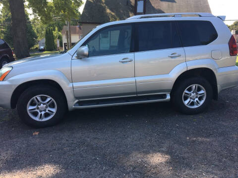 2004 Lexus GX 470 for sale at MILLDALE AUTO SALES in Portland CT