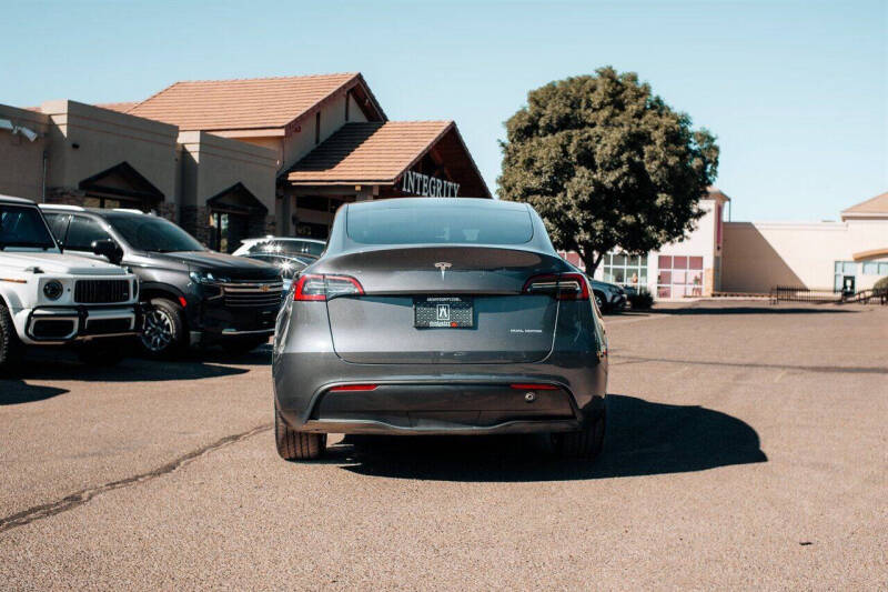 2023 Tesla Model Y Long Range