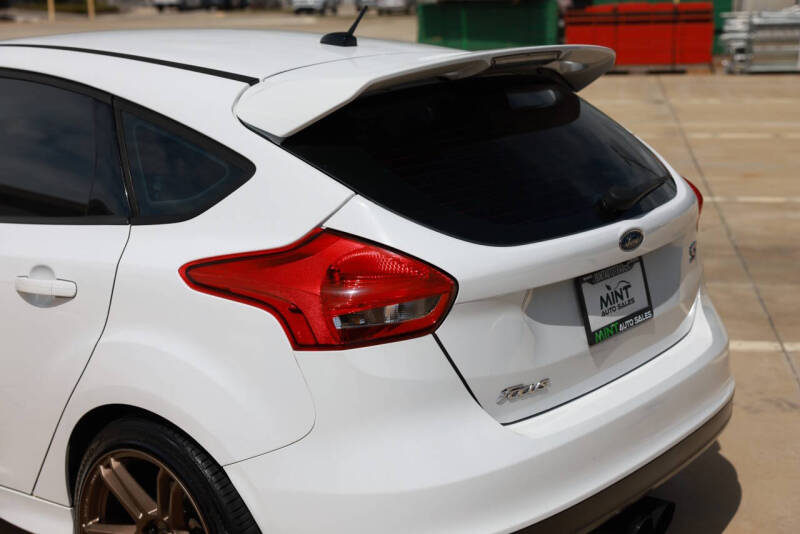 2017 Ford Focus ST