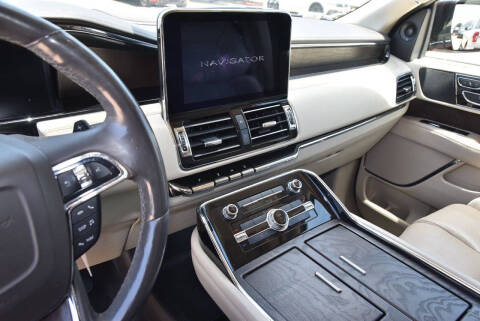 2018 Lincoln Navigator Select