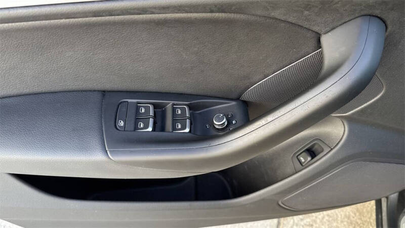 2018 Audi Q3 2.0T Premium Plus