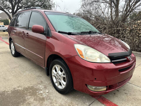 2004 Toyota Sienna for sale at Cash Car Outlet in Mckinney TX