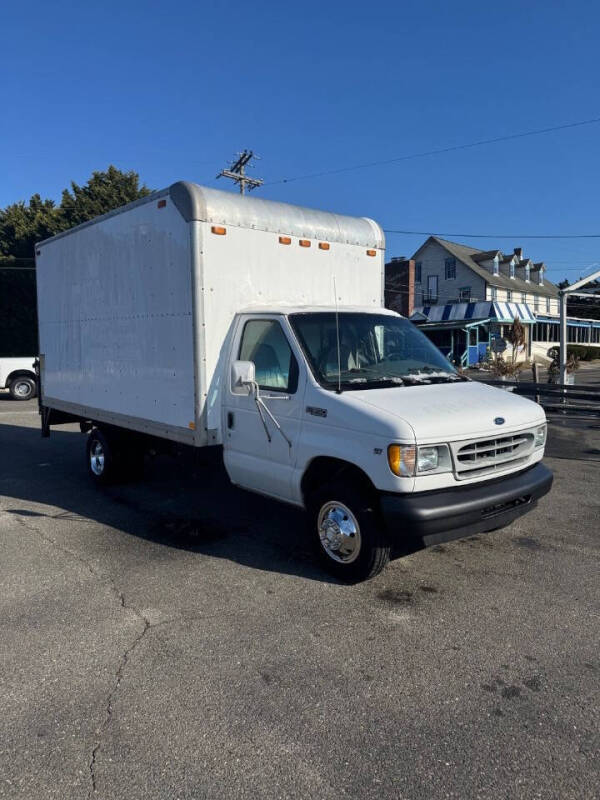 2002 Ford E-Series E-350 SD