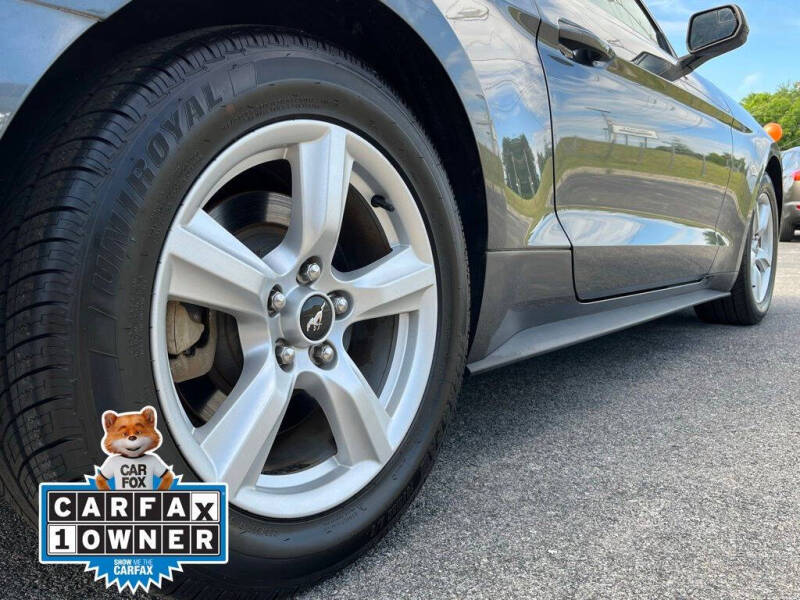 2019 Ford Mustang EcoBoost