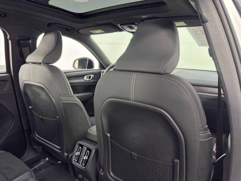 2024 Volvo XC40 Recharge Twin Plus