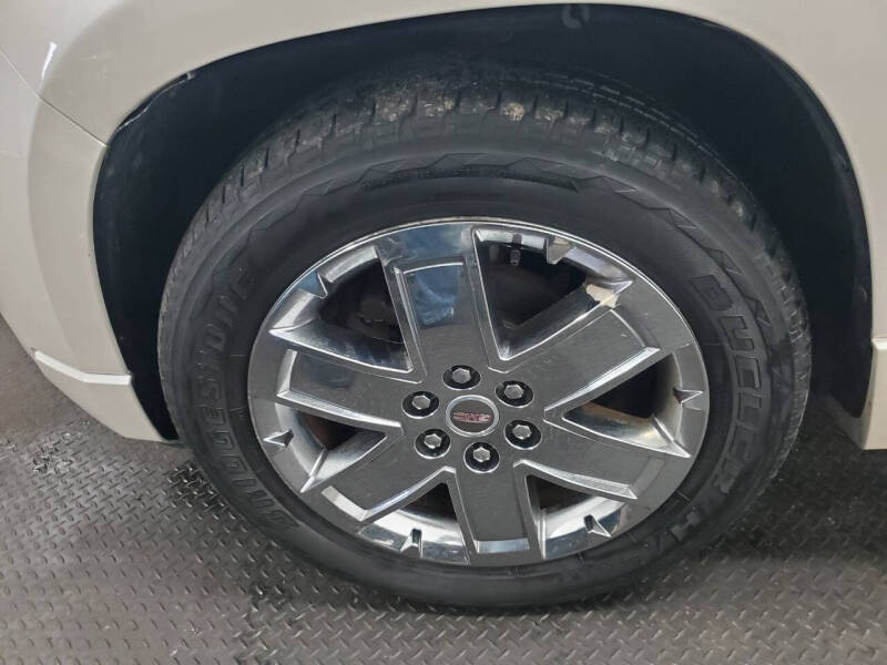 2015 GMC Acadia Denali