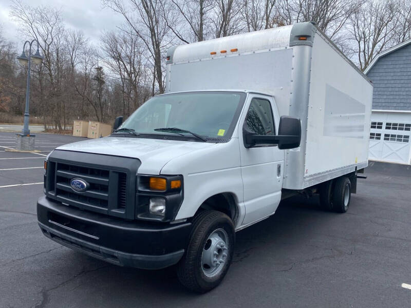 2014 Ford E-Series for sale at Advanced Fleet Management- Towaco in Towaco NJ