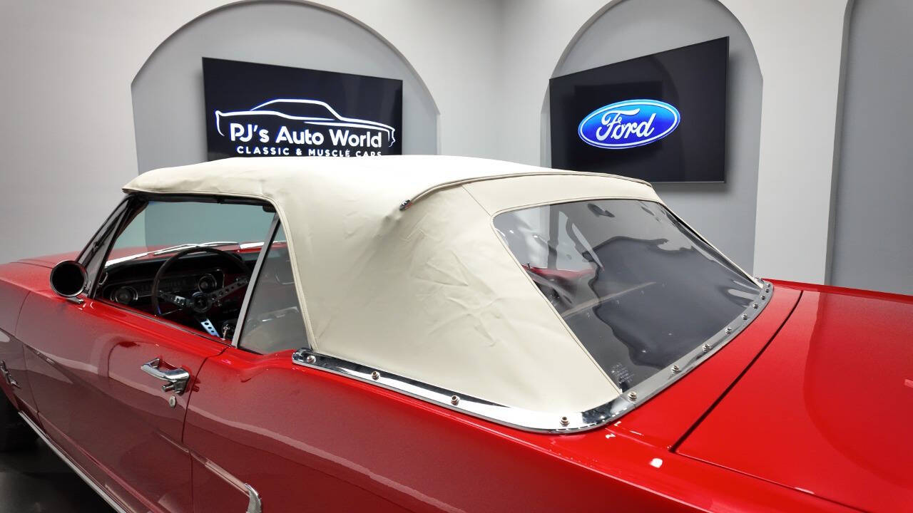 1965 Ford Mustang 39