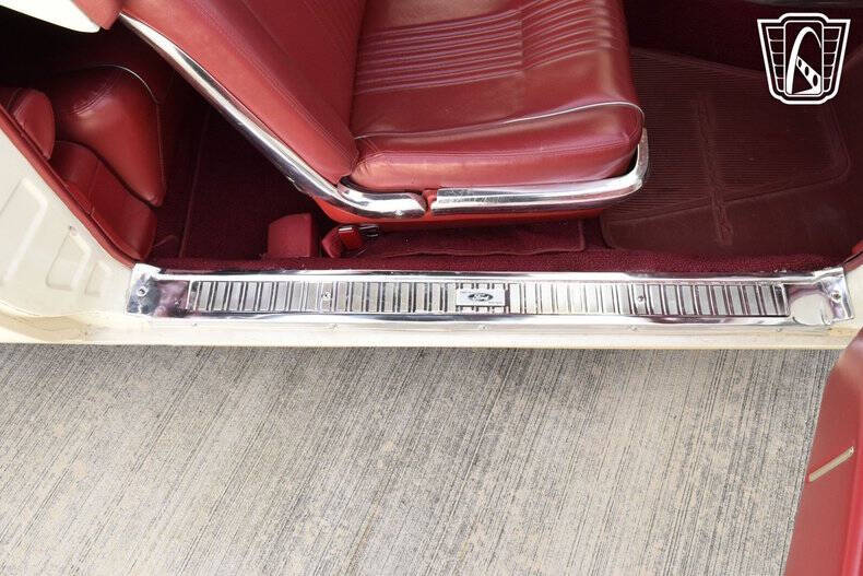 1963 Ford Thunderbird