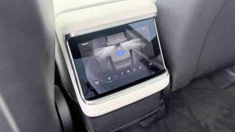 2022 Tesla Model X Plaid