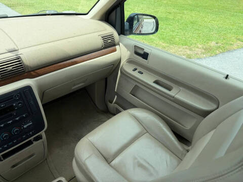 2004 Ford Freestar SEL