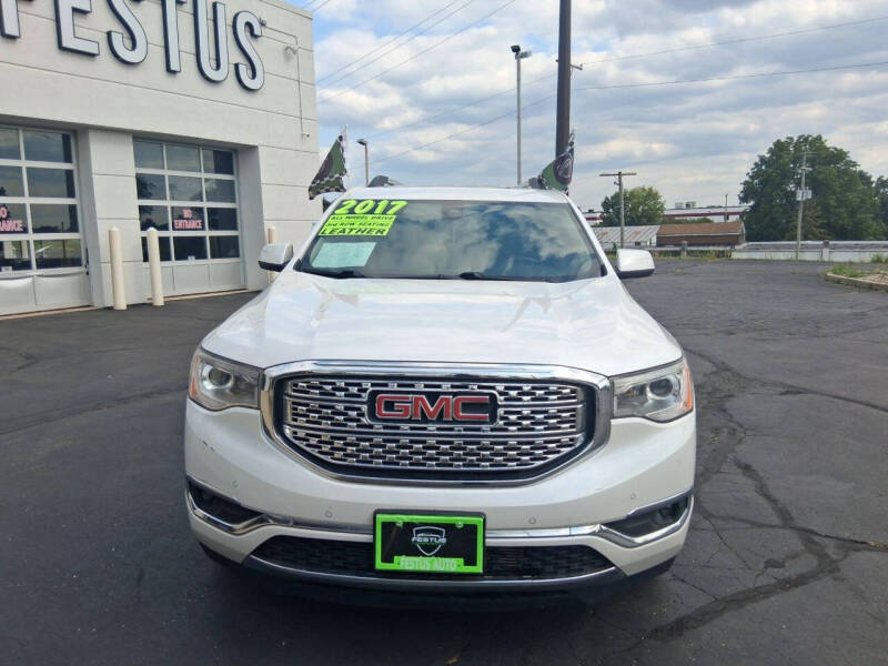 2017 GMC Acadia Denali