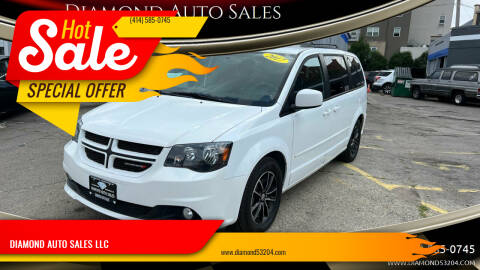 2017 Dodge Grand Caravan for sale at DIAMOND AUTO SALES LLC in Milwaukee WI