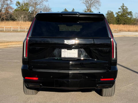2025 Cadillac Escalade ESV Sport