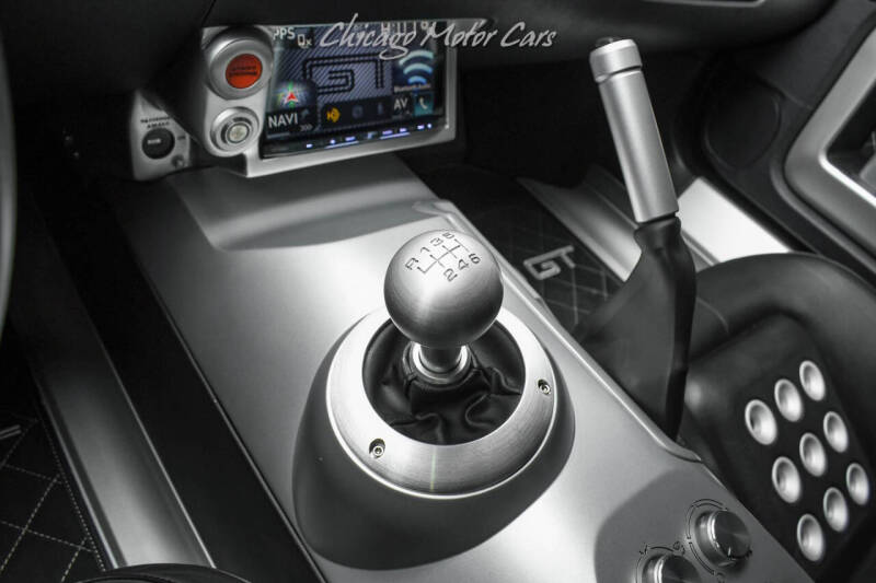 2005 Ford GT
