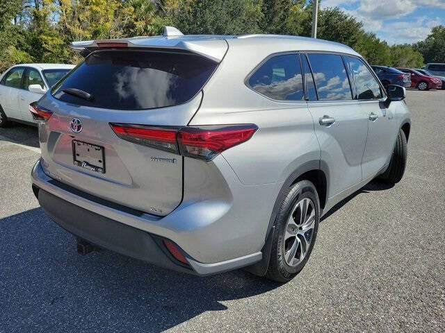 2021 Toyota Highlander Hybrid XLE