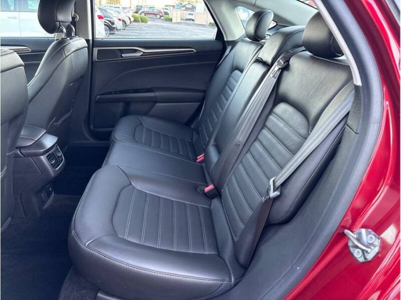 2013 Ford Fusion Hybrid SE