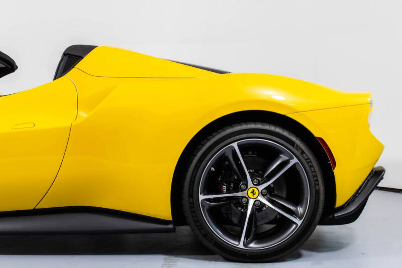 2023 Ferrari 296 GTS