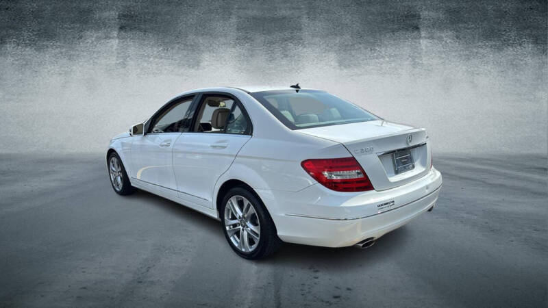 2013 Mercedes-Benz C-Class C 300 Luxury 4MATIC