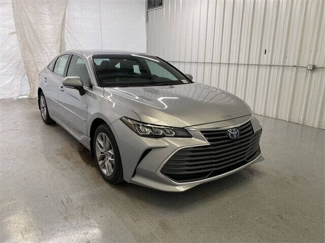 2021 Toyota Avalon Hybrid XLE