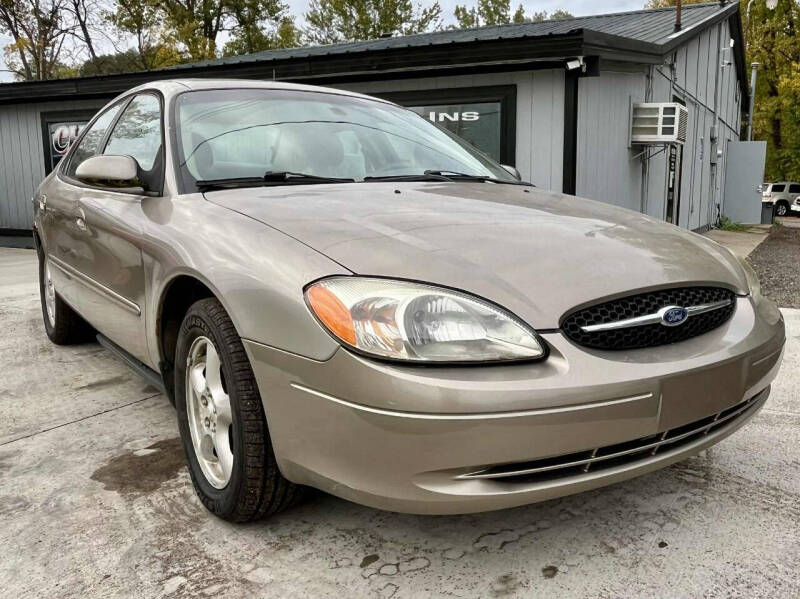 2002 Ford Taurus SES