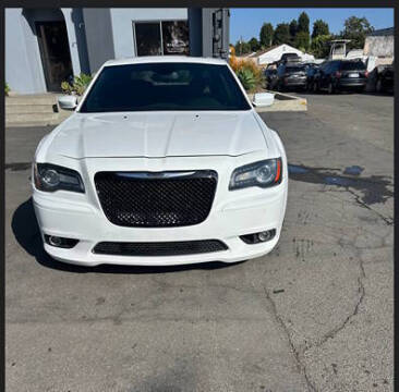 2013 Chrysler 300 SRT8