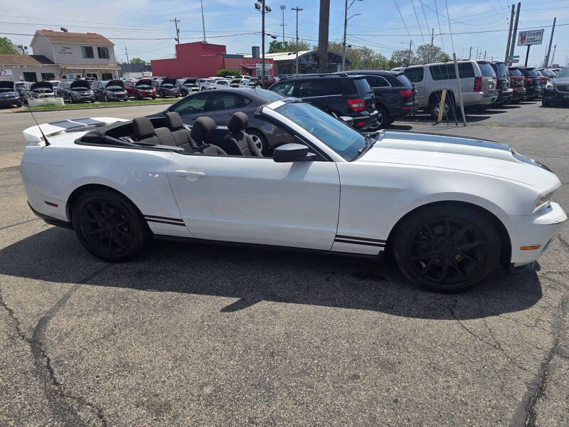 2012 Ford Mustang V6