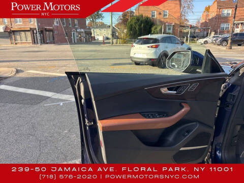 2021 Audi Q8 quattro Premium Plus 55 TFSI