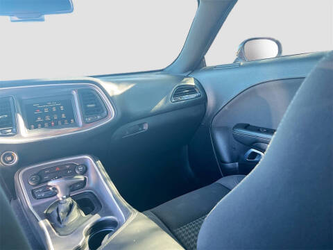 2019 Dodge Challenger SXT