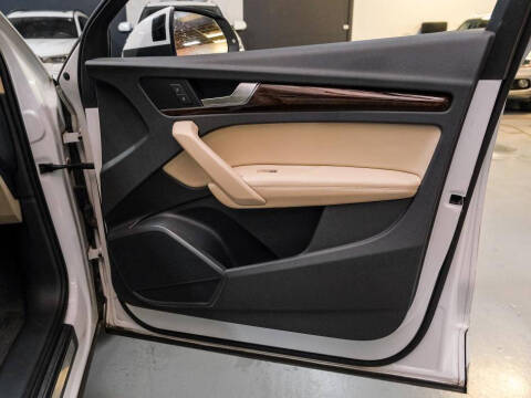 2019 Audi Q5 quattro Premium Plus 45 TFSI