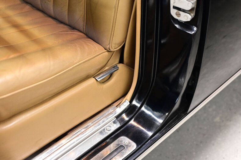 1972 Rolls-Royce SILVER CLOUD LWB