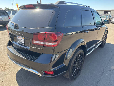 2017 Dodge Journey Crossroad