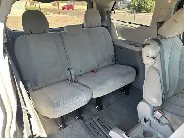 2012 Toyota Sienna
