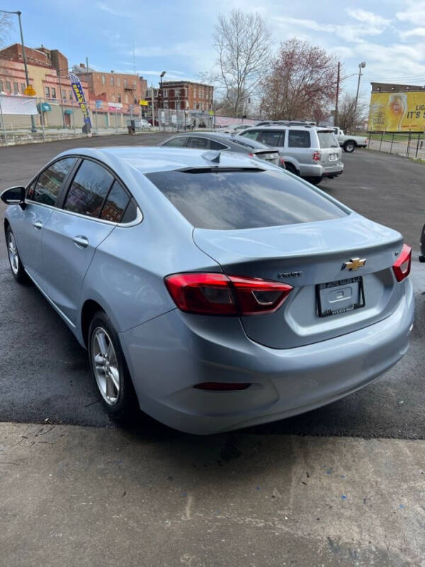 2018 Chevrolet Cruze for sale at BM Auto Sales LLC in Cincinnati OH