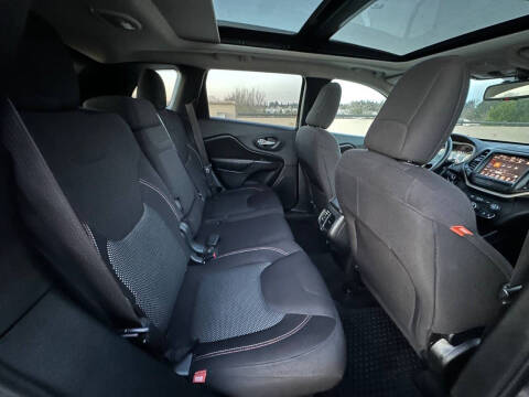 2016 Jeep Cherokee Latitude 75th Anniversary