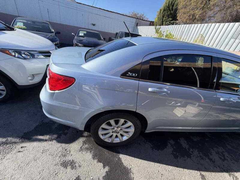 2013 Chrysler 200 Touring