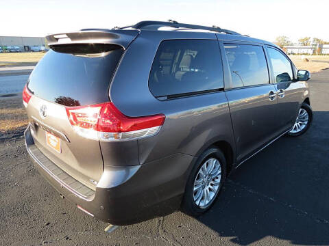 2011 Toyota Sienna